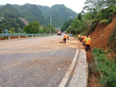 石阡縣公路管理所積極開展公路水毀搶修養護管理工作